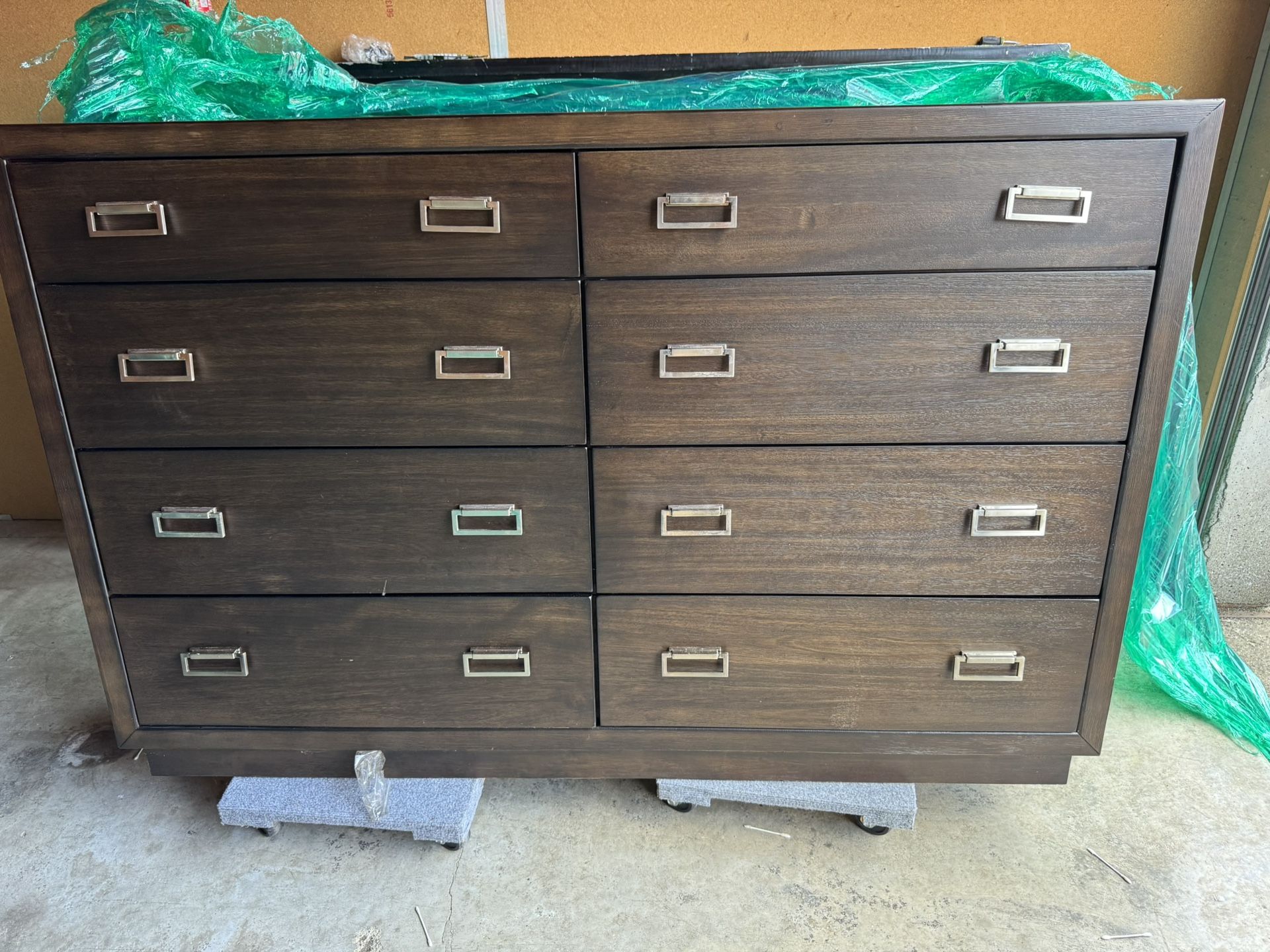 Dresser w/ Mirror