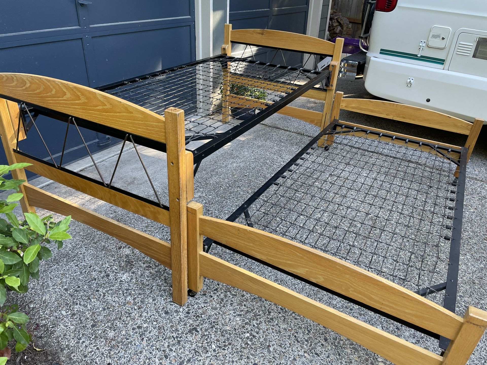 Trundle Bed frame. Needs Some Love