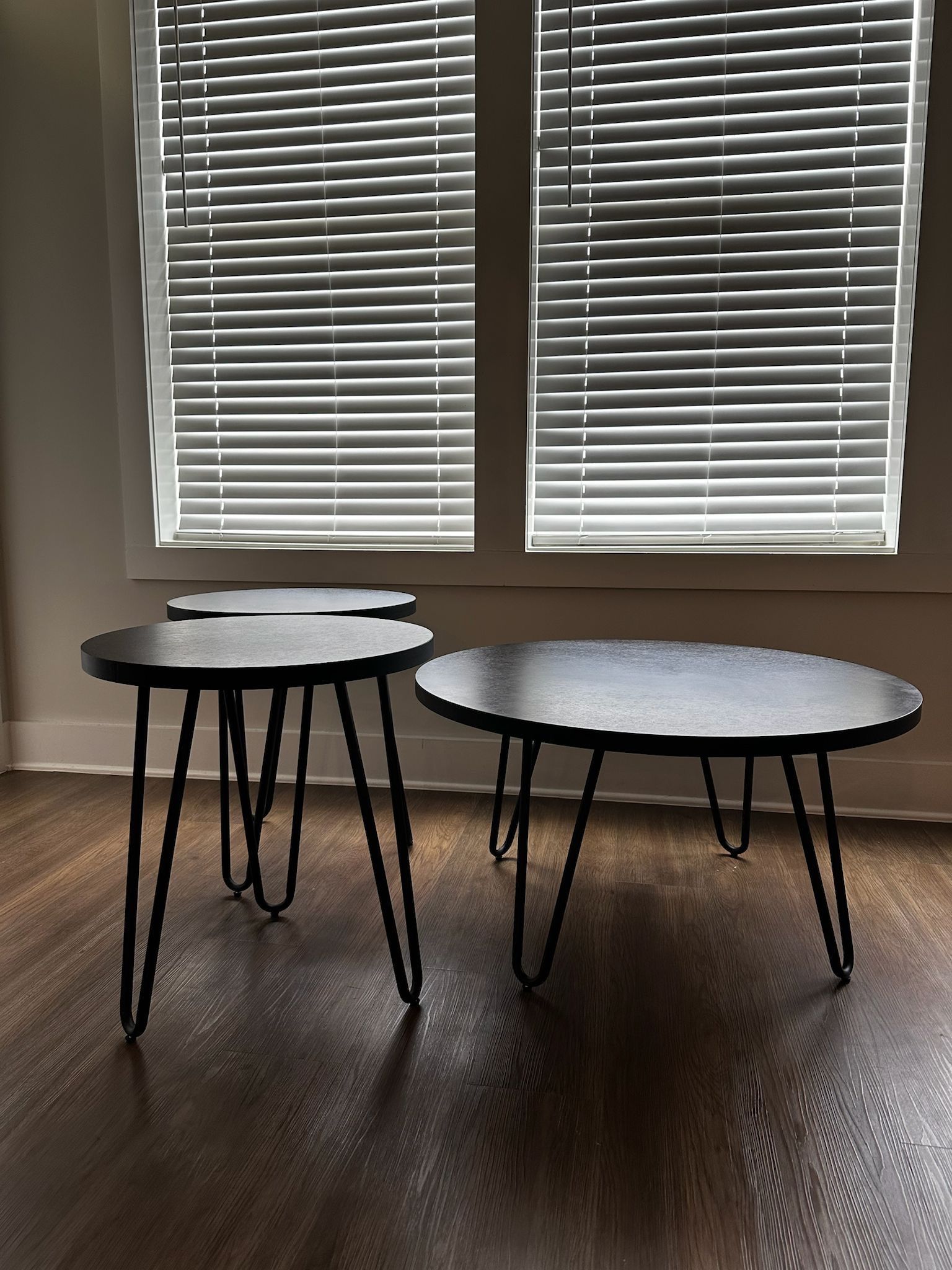 Coffee Table Set (3-Piece)
