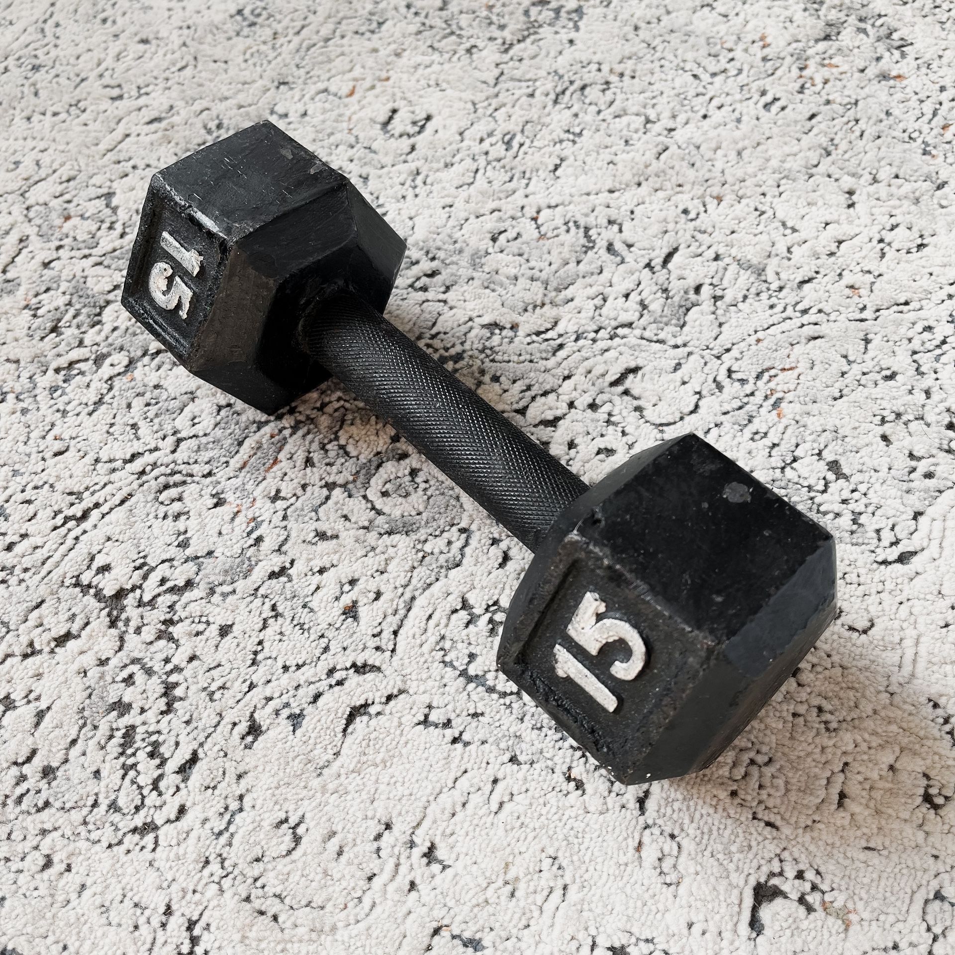 15lb Hex Dumbbell (Iron Cast)