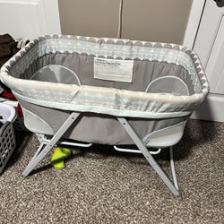 Foldable Baby Crib 