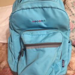 Back Pack With Wheels And Handle 