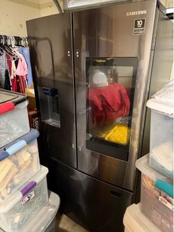 Black stainless fridge
