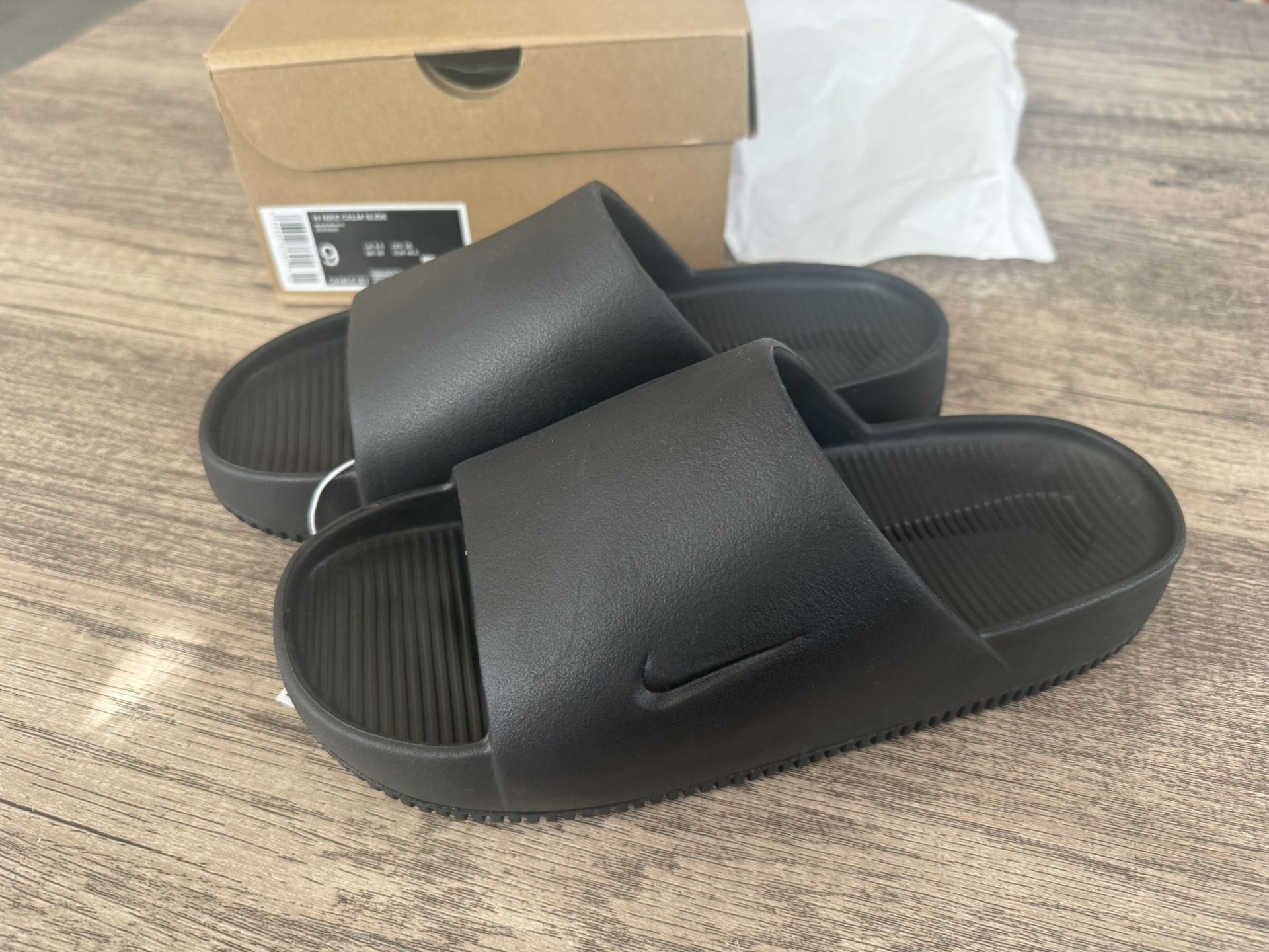 Women Nike Slides