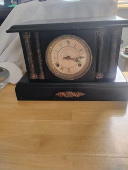 Vintage Waterbury Mantle Clock 
