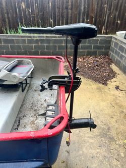 Newport Vessles Trolling Motor