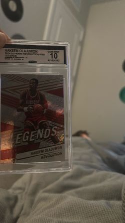 Hakeem Olajuwon 2024-25 Panini Revolution Legends #168 CGC 10