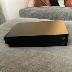 Xbox One S ( 1TB storage )