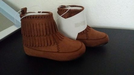 New size 5 toodler boots