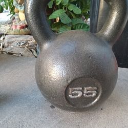 KETTLE.    55LBS.....100 BUCKS