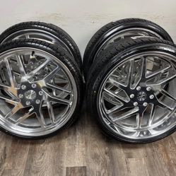 NEW staggered 24x9 and 24x11 polished wheels wrapped in Lexani tires