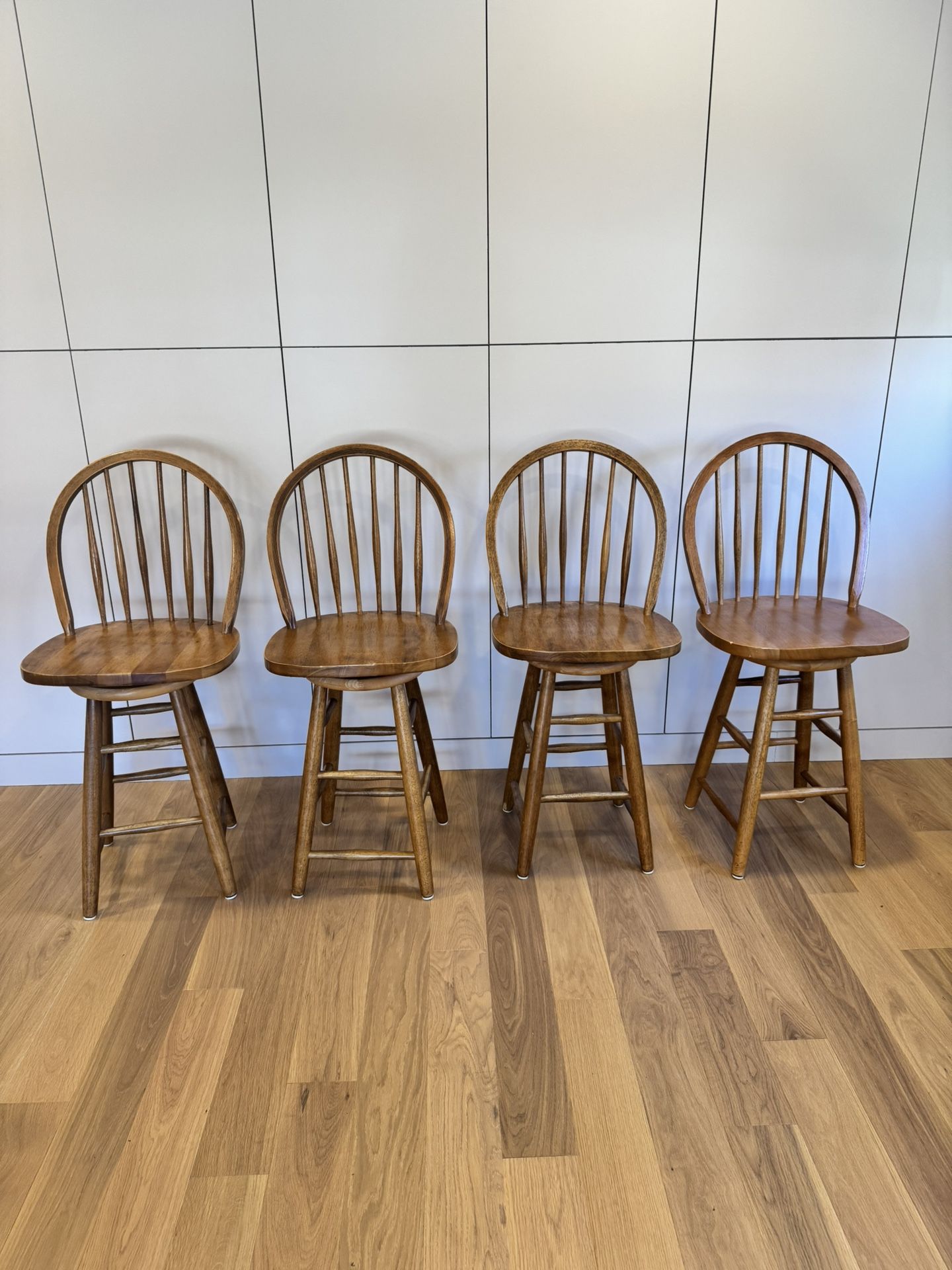Amish Made Wooden Swivel Counter Stools Chairs