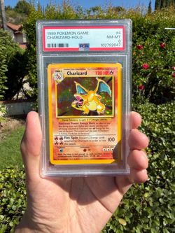 Charizard Unlimited PSA 8 - Base Set