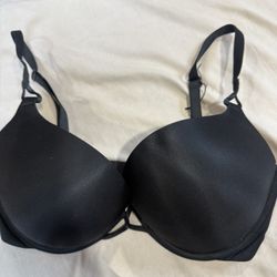 Victoria’s Secret Push-Up Bra Size 34D Brand New