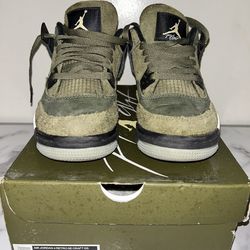 Jordan 4 Retro size 5.5y