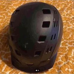Variant brim static