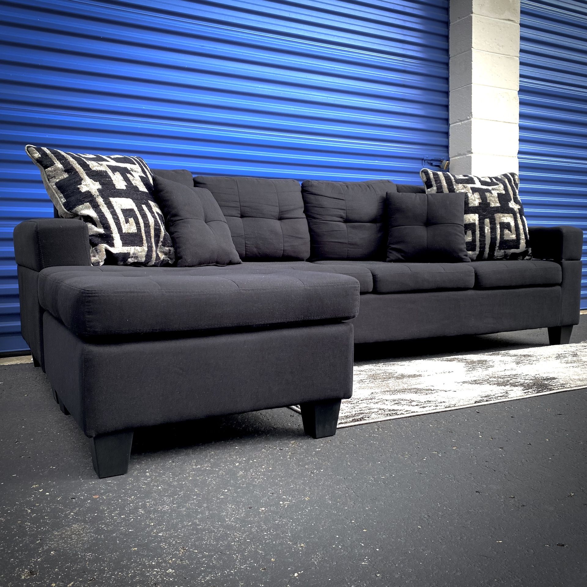 Black Modern Sectional Sofa
