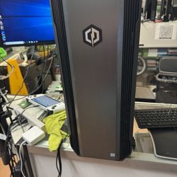 💻 CyberPowerPC Gaming Beast – i7-8086K | GTX 1080 | 16GB RAM | 240GB SSD + 2TB HDD 