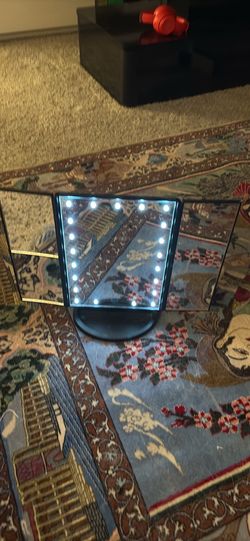 3 sided vanity mirror with lights