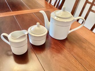 1960s Fairfield Fine “Classic Gold” China 3 Pcs. Teapot Set Creamer & Sugar Bowl