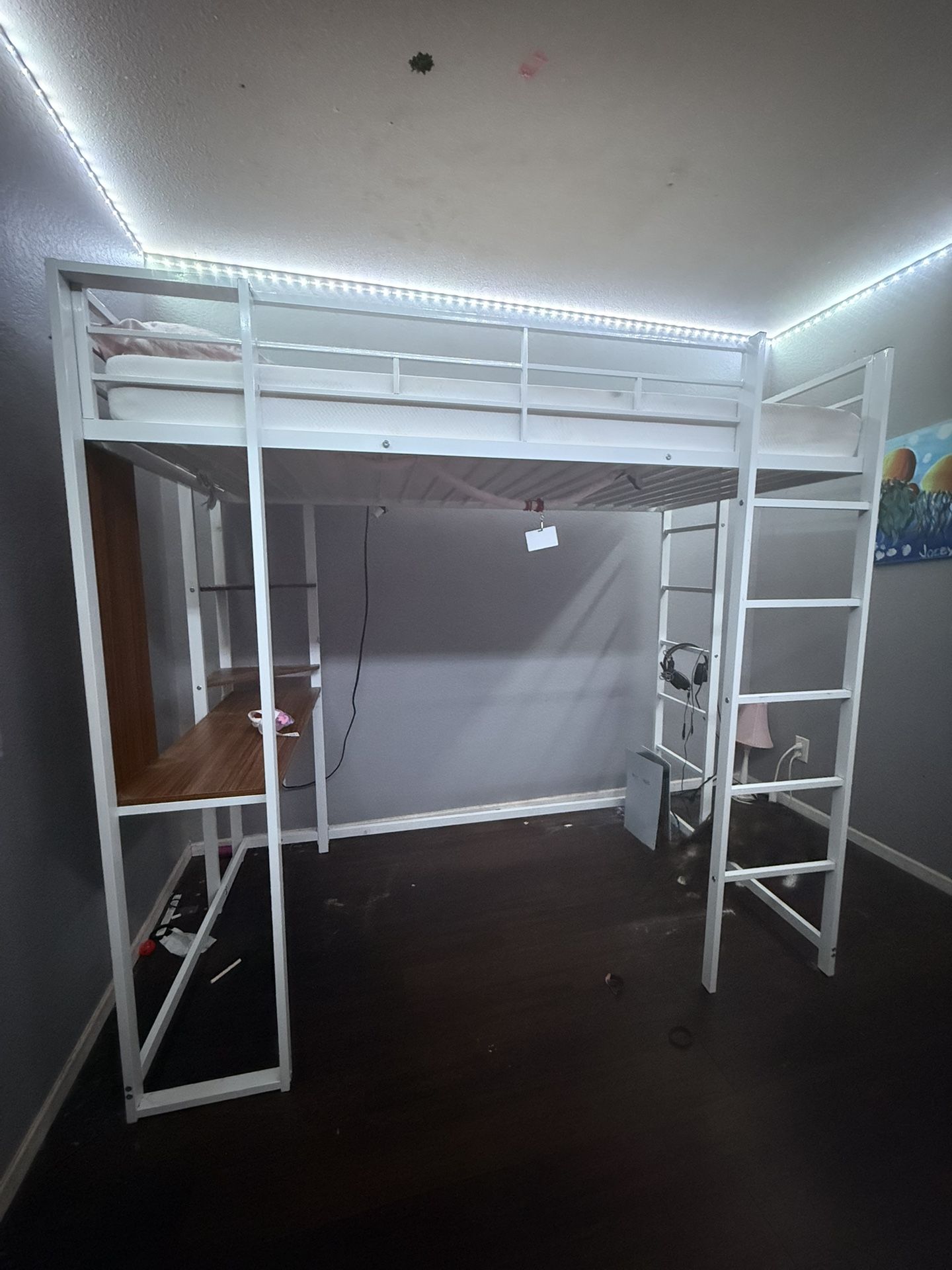 Loft Twin Bed With Desk And shelves (white)