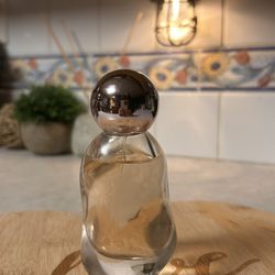 Kylie Jenner Perfume 