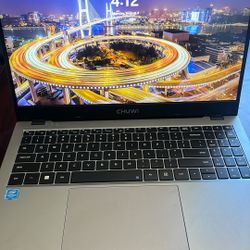 Laptop Windows 11 