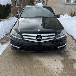 2013 Mercedes Benz C300 4MATIC SPORT
