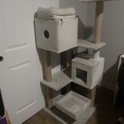 tall cat tree 