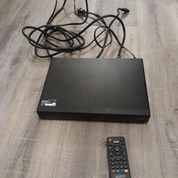 Sanyo Blu-ray Disc Player  with Remote 
