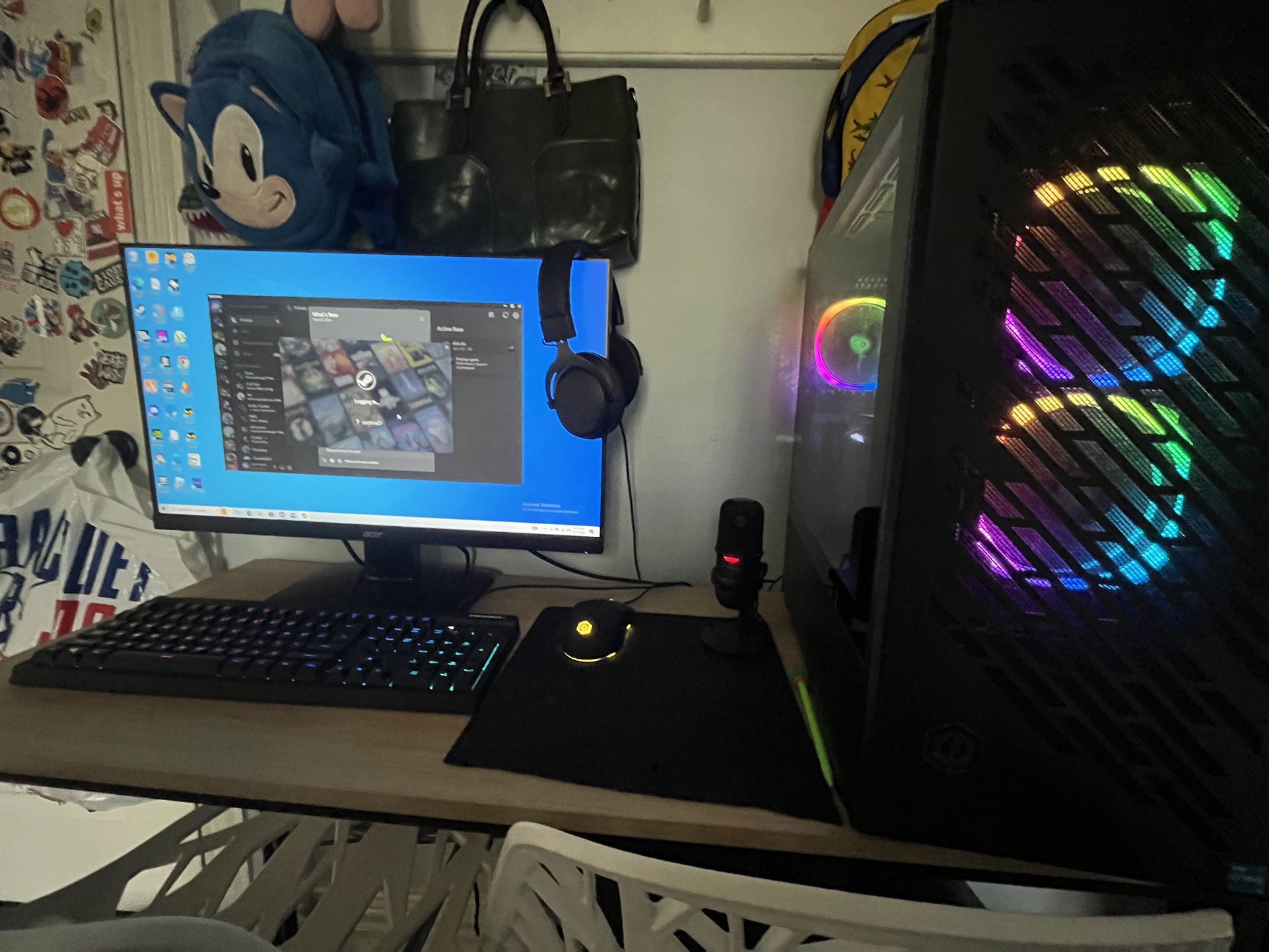 Rgb Gaming Pc With Monitor Mouse And Keyboard Etc 