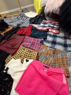 27 PCS. Skirts & Skorts XS-S