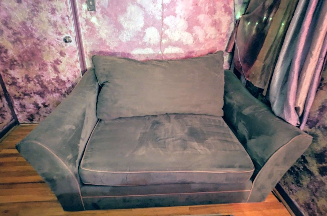 Suede Chair And A Half Deep Green Plush Comfy