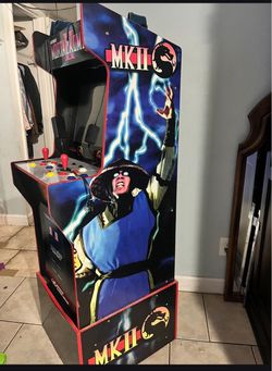 Mortal Kombat II Arcade Cabinet