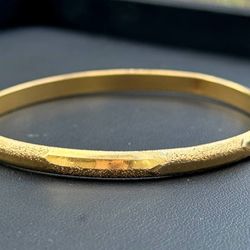 Jewelry 21k solid yellow gold   bangle bracelet 6.00” 5.25mm 11.90g