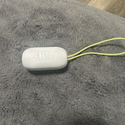 JBL Reflect Aero - True Wireless Noise Cancelling active earbuds.