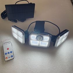 Solar Motion Security Light With Detachable Solar Panel and Remote 