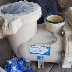 Pentair IntelliFlo3®​ Variable Speed & Flow Pool Pump