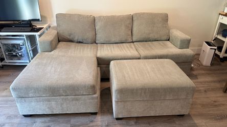 BONATERRA DOVE SLEEPER SOFA W/ REVERSIBLE CHAISE AND STORAGE OTTOMAN