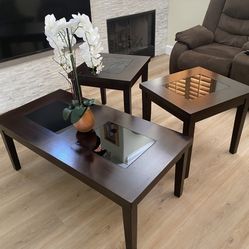 COFFEE TABLE SET.