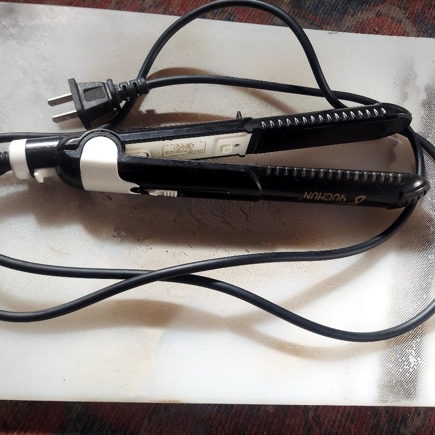 Hair Straightener