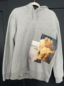 H&M Men’s XL Grey Hoodie with Offset Overlapping Clouds and Beach Print