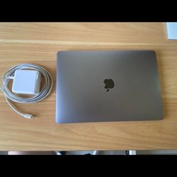 2019 MacBook Air 13” Retina i5 8GB 128GB SSD 