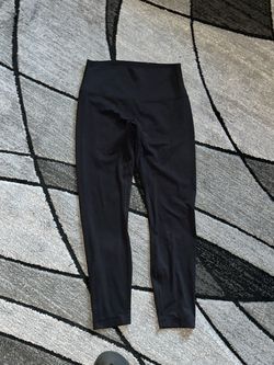 black lululemon leggings