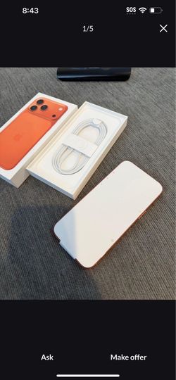 iPhone 17 orange !! Unlocked ! (READ DESC)