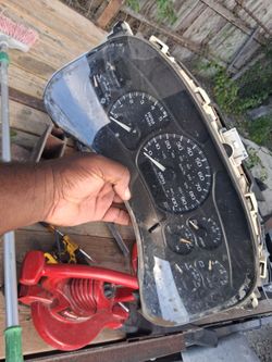 Auto Parts 03 Chevy 3500