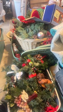 Christmas decorations &tree