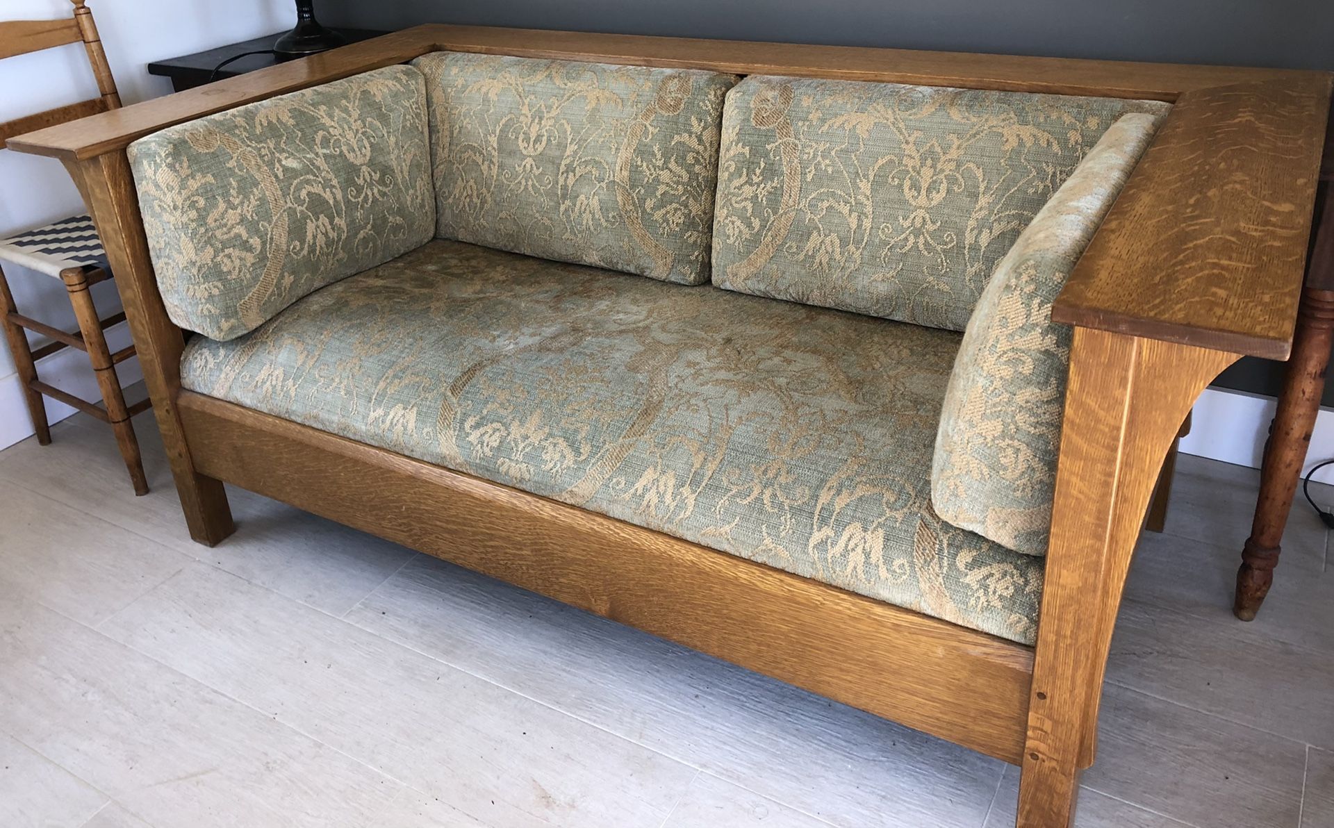 Stickley Prairie Loveseat Settle Oak