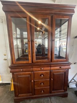 Hutch Cabinet