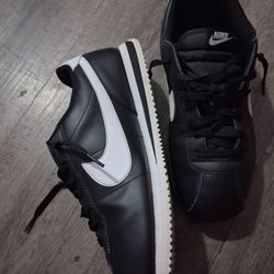 Nike Cortez